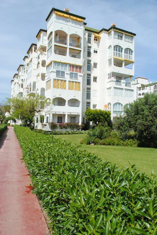 Apartamentos Laguna Beach Торрокс-Коста Экстерьер фото